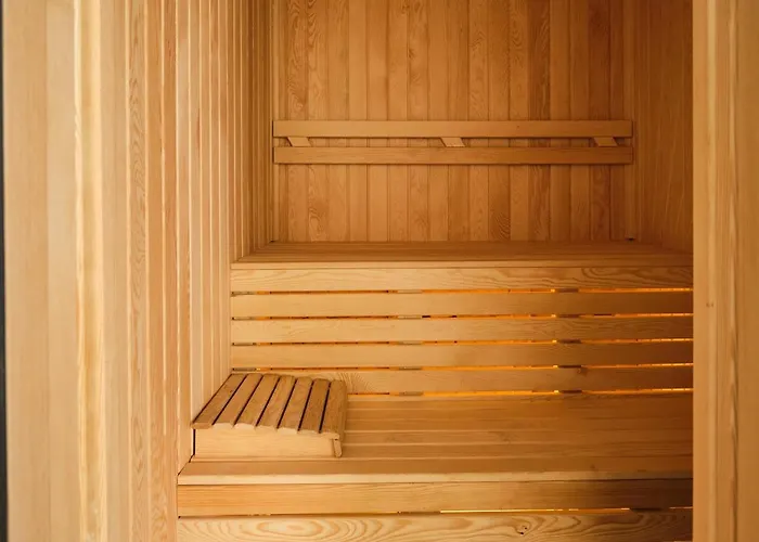 Ashta Nordic Suite